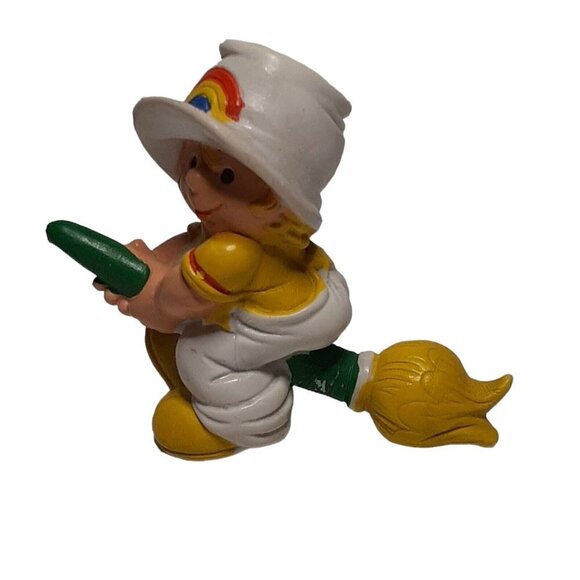 Rainbow Kids Sunny 2" PVC Figure Flying Paintbrush Yellow 1980 Wallace Berrie - Picture 2 of 4